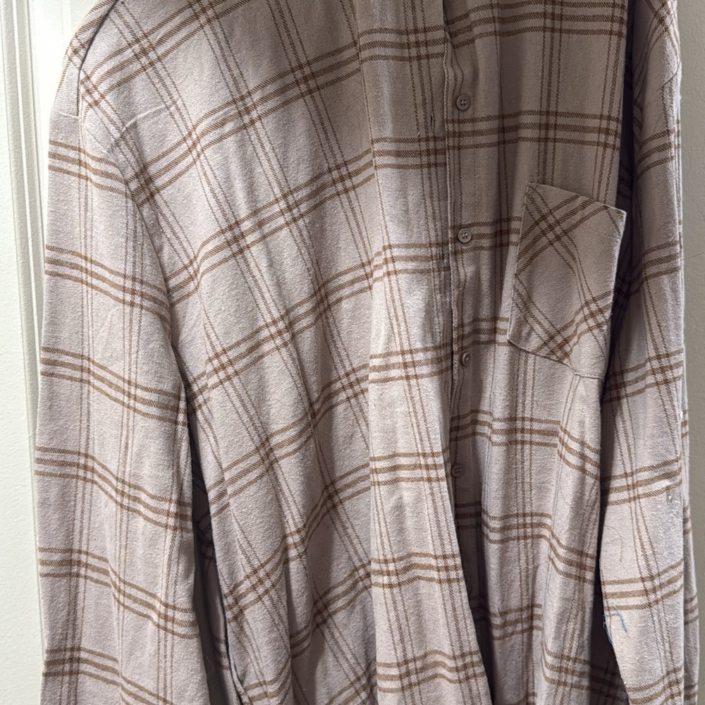 Plaid Button-Up Shirt in Beige and Brown